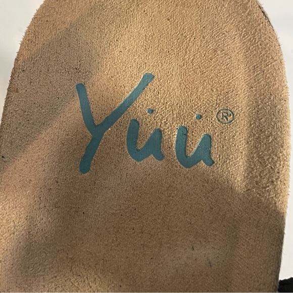 YUU Black Faux Leather Strap Cork Wedge Slingback Platform Sandals Sz 11 M - Picture 10 of 11